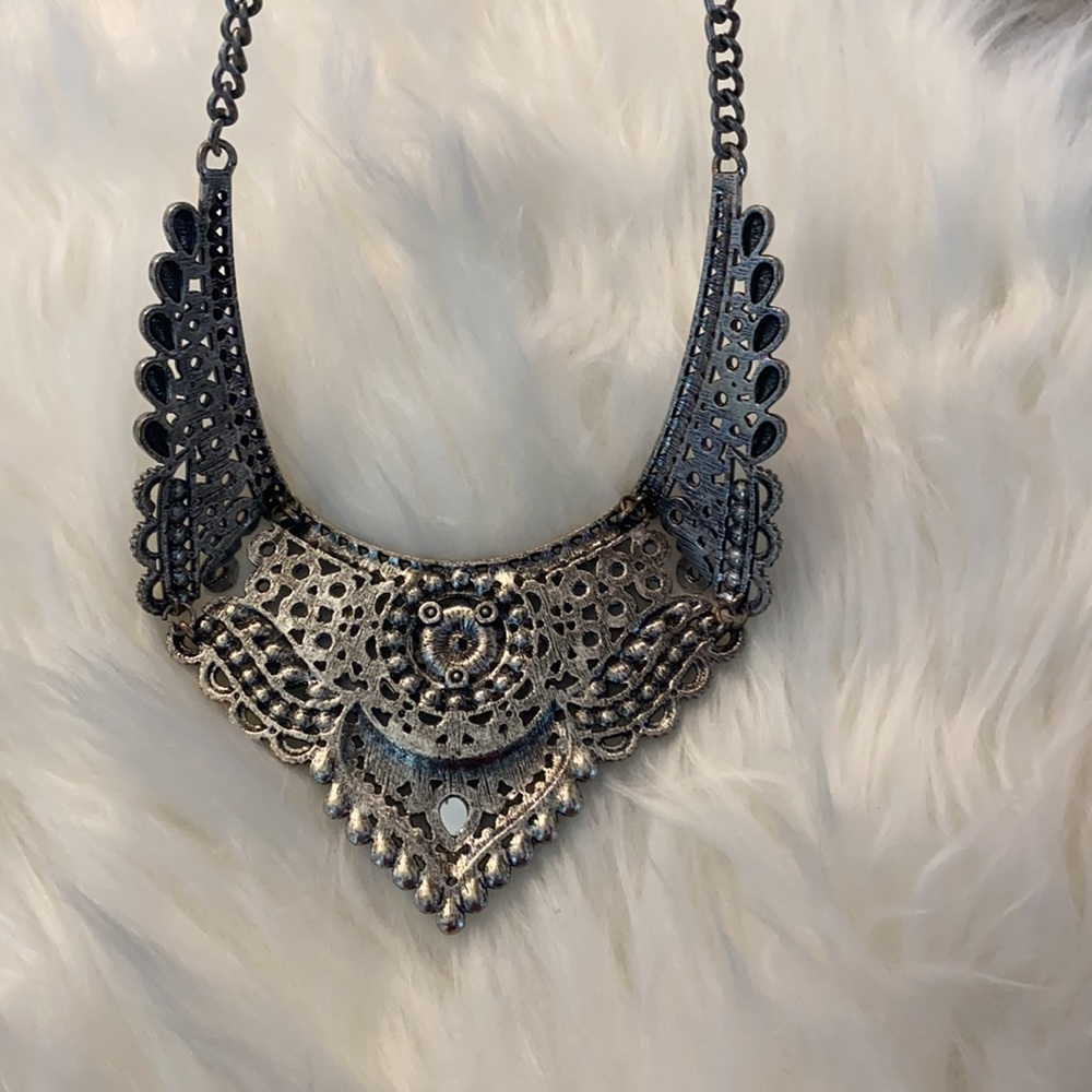 3-Part Rhinestone Necklace - Picture 5 of 5